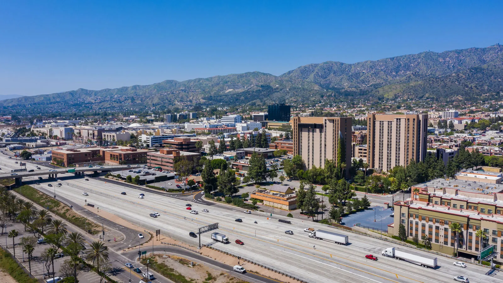 Burbank, Pasadena
